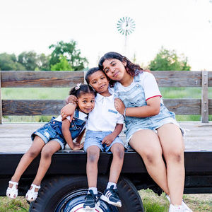 Meet your Posher, Issaka